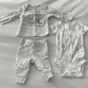 Gender neutral Carters newborn pack. Sky themed.